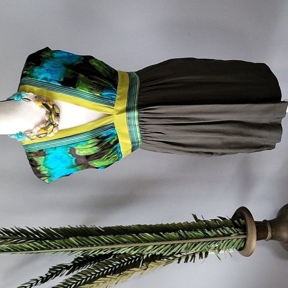 Hype multi color deep vee 100% silk dress NWT - Picture 1 of 13
